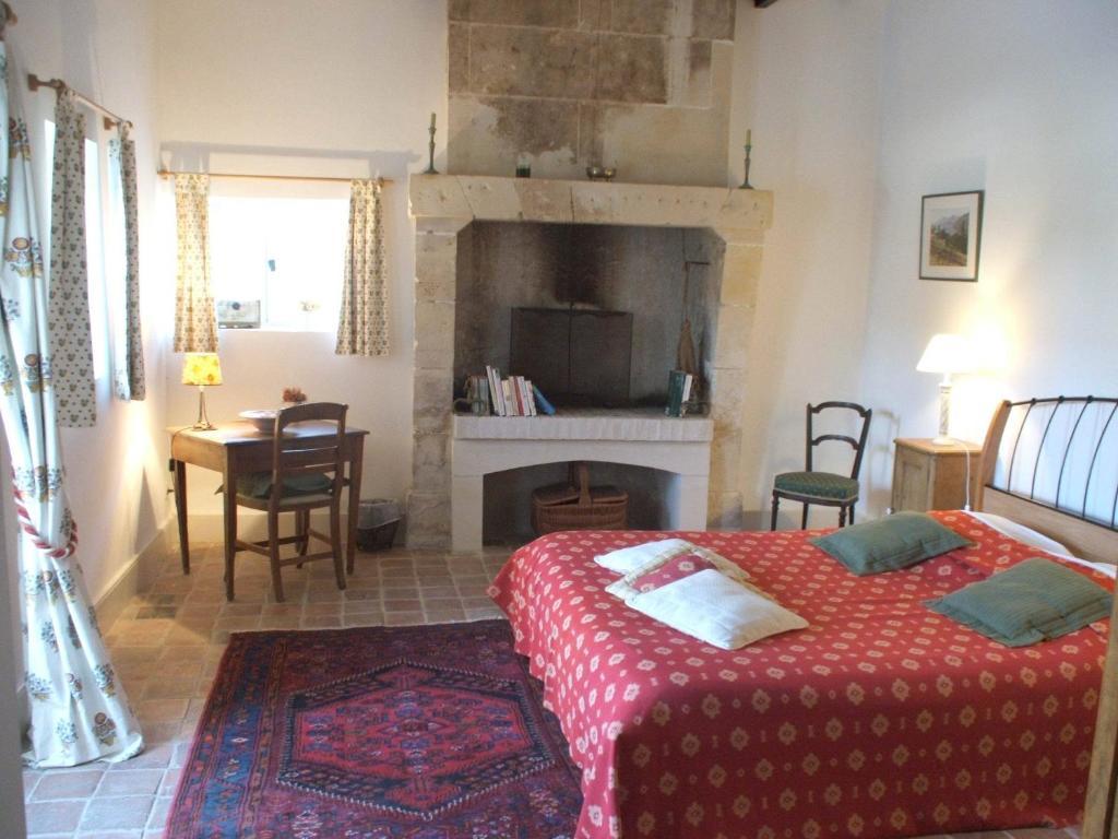 Manoir De La Rousselliere Aparthotel Loches Eksteriør bilde