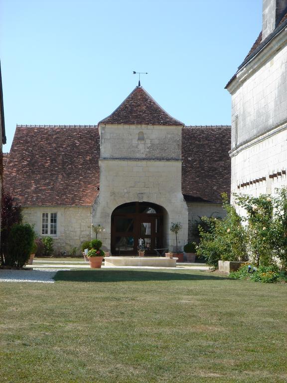 Manoir De La Rousselliere Aparthotel Loches Eksteriør bilde